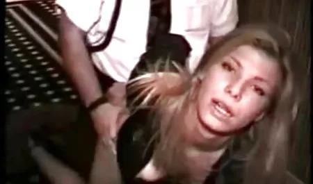 Bung dewasa membawa bayi ke padang rumput untuk mengukus penisnya di vagina muda download video bokep sedarah