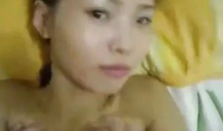 Kecantikan dengan vagina dicukur nakal di streaming bokep barat terbaru tempat tidur