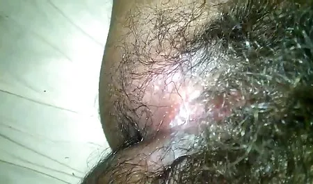 Pirang meniduri pacarnya di atas dan videobokepasia mengambil air mani di mulutnya