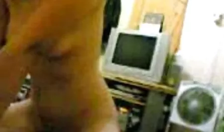 Jalang gemuk menyeimbangkan ujung download aplikasi film bokep penis