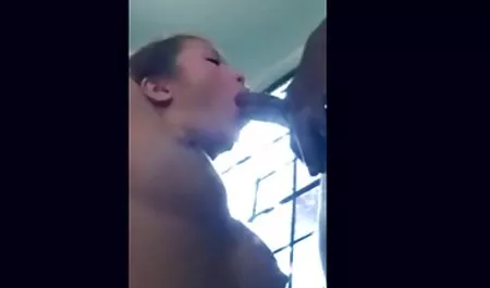 Dua video bokep full pria terangsang berbaring dengan pirang panas