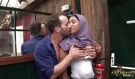 Kekasih blowjob Negro bokep kakek vs menantu seksi