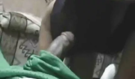 Gadis-gadis Jepang yang lucu masturbasi dengan kaki download film bokep korea mereka di stoking