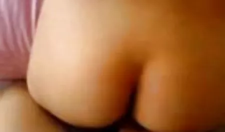 Gadis download video bokep toge itu datang mengunjungi suaminya yang gila yang telah berada di rumah sakit jiwa selama beberapa minggu sekarang