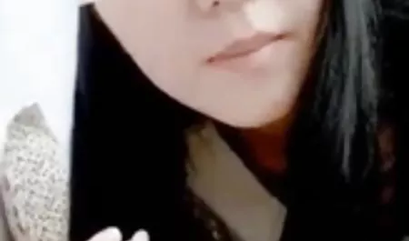 Ibu dengan pakaian download bokep colmek kulit hitam