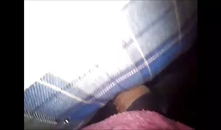 Kitty Lee download video bokep kontol gede menyenangkan dirinya sendiri dengan dildo