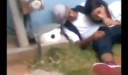 Seorang penari telanjang sialan mencintai lebih dari nonton bokep semi sekedar menari