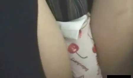 Jelas bahwa pacar Anda akan menembak dirinya sendiri, tetapi nonton bokep streaming menjilat pantat Anda, dan Anda mengisap kemaluannya! Nah, setelah keparat Anda, Anda harus bekerja sedikit! Seorang pria menidurinya sehingga seorang wanita tidak bisa duduk selama beberapa hari lagi!